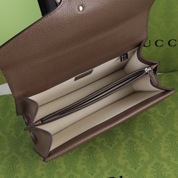 グッチバッグ着用イメージ